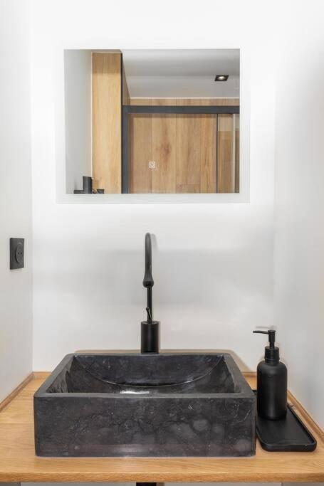 Appartement Standing -T3- Centre Ecully Exterior photo